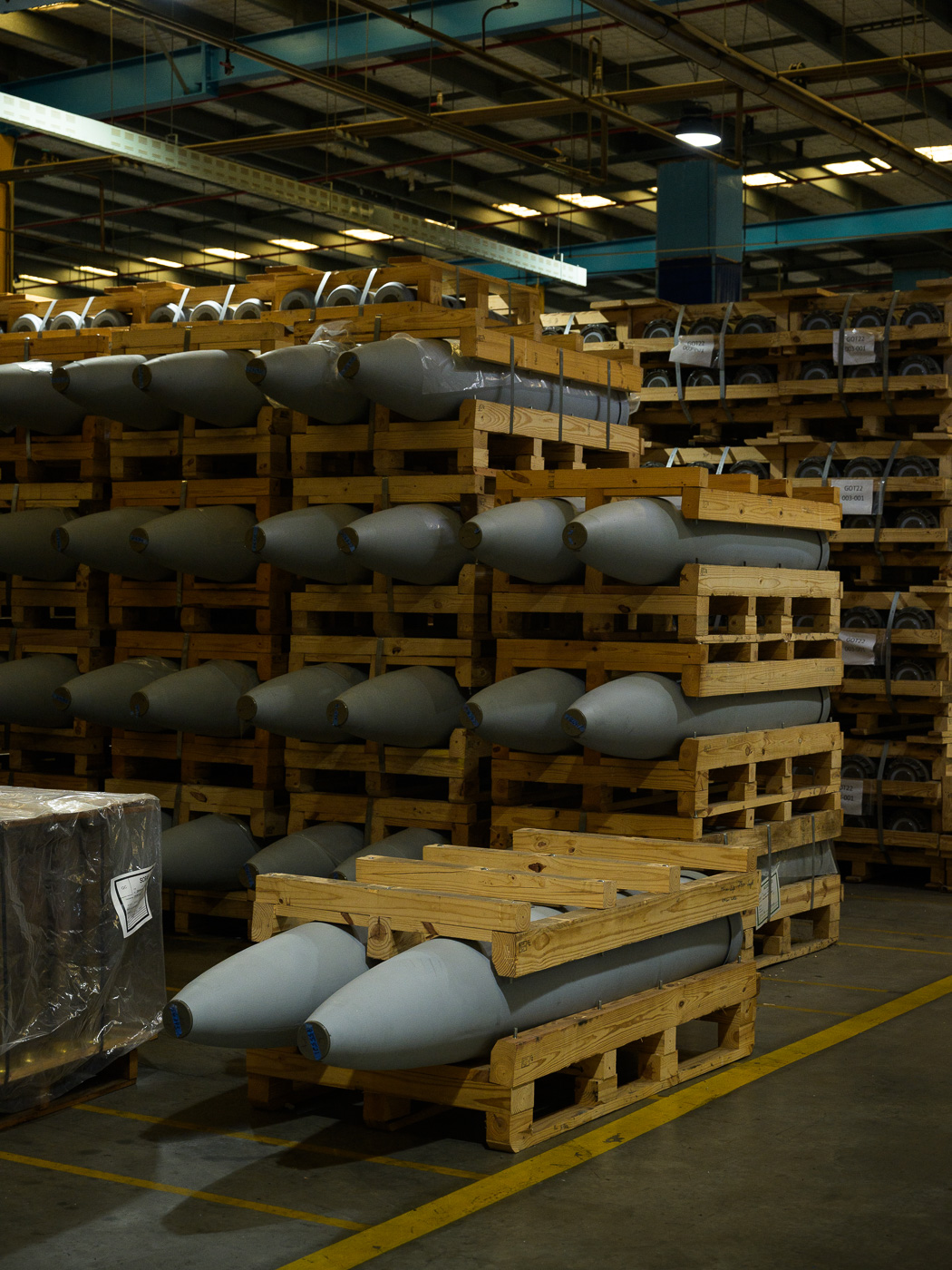 Weapons — Matthew Abbott photography, Arnhem Land